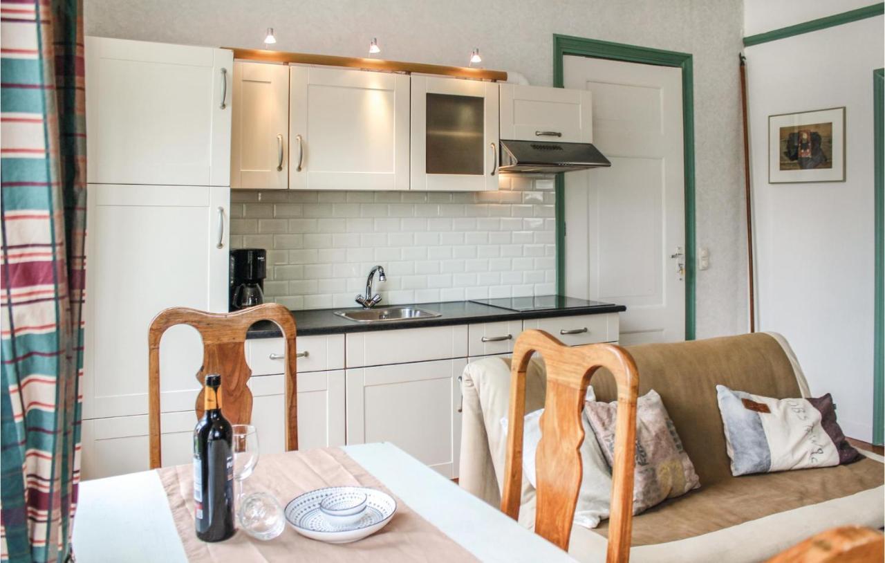 Cozy Apartment In Molkwerum With Wifi エクステリア 写真